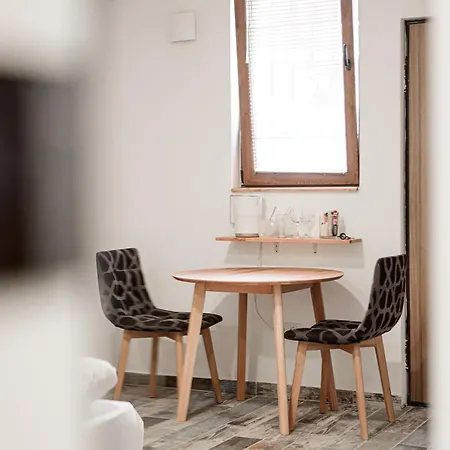 Chikma Apartment